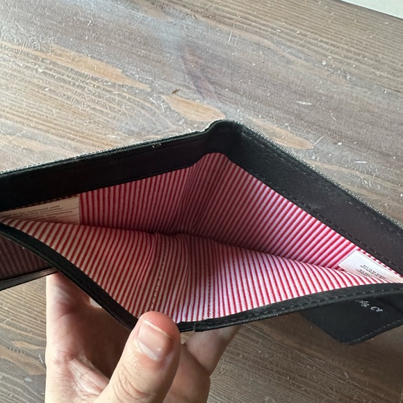 Herschel Supply Wallet - Picture 4 of 4
